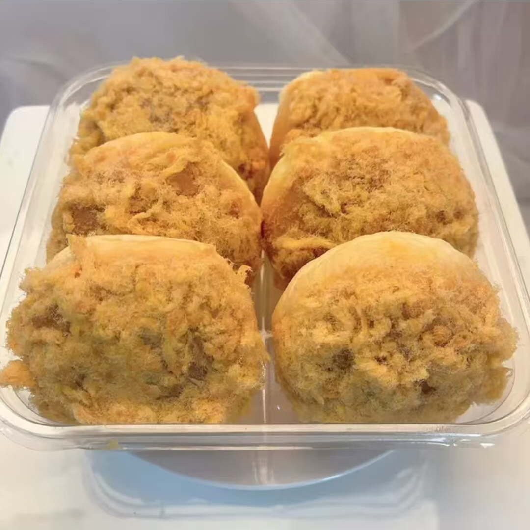 沙拉肉松餐包