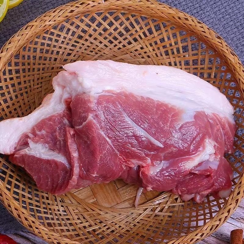 新鲜猪腿肉