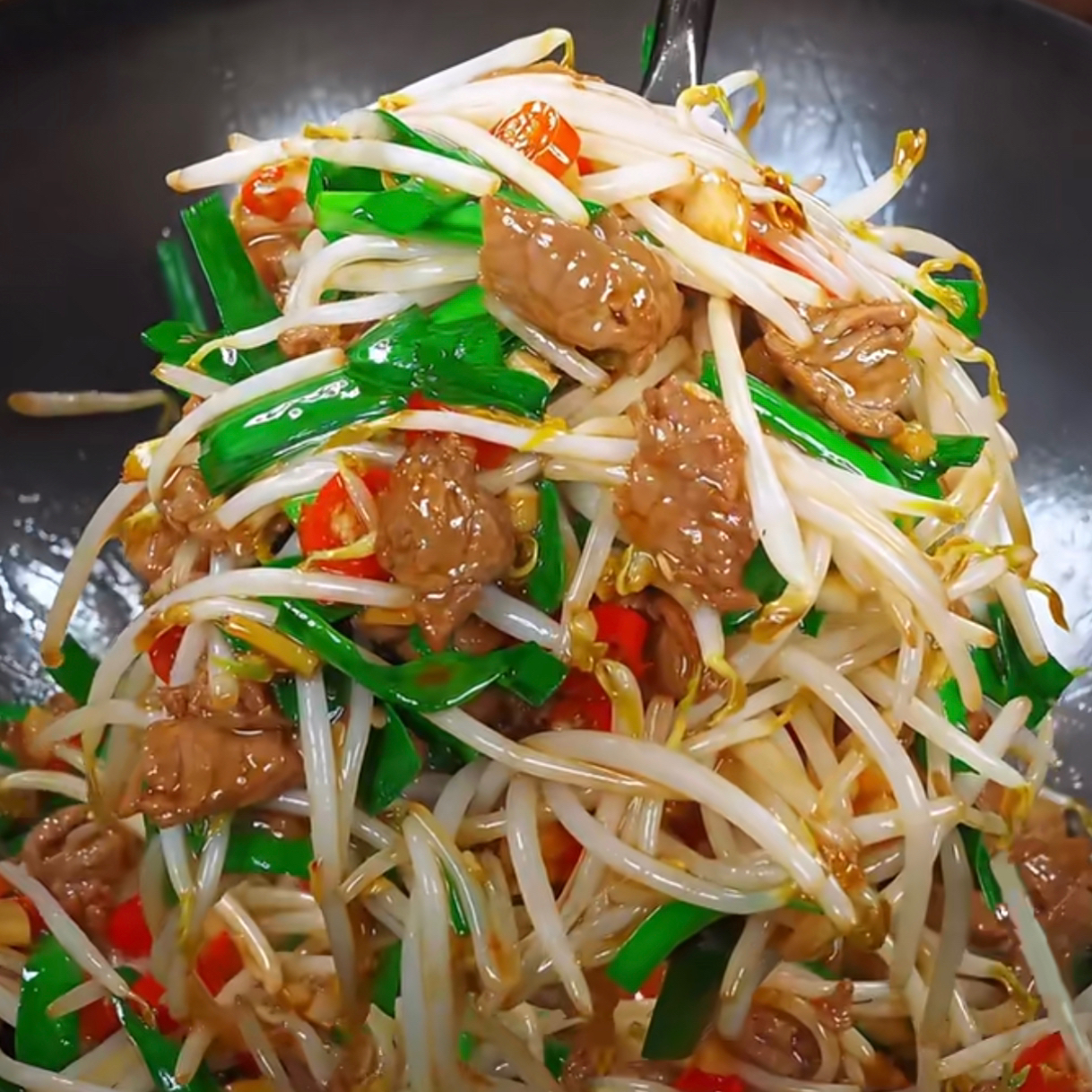 豆芽炒黄牛肉（现炒）